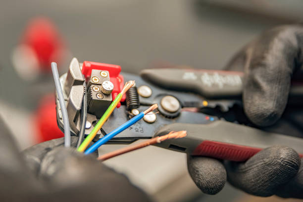 Best Electrical Troubleshooting Services  in Franklin, WI